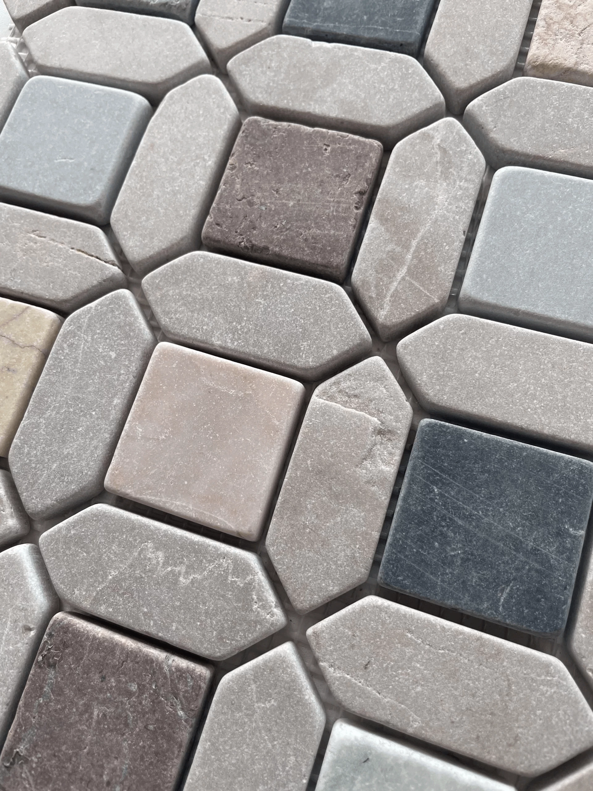 Cove Autumn Tumbled Natural Stone Mosaic - Image 2