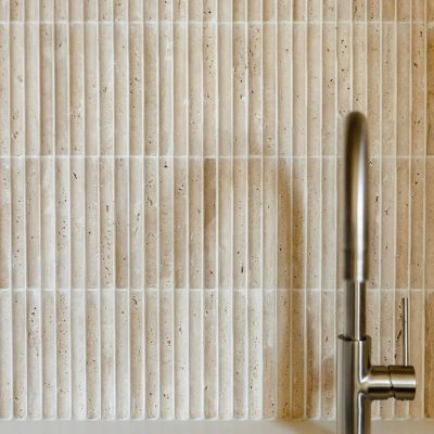 Travertine Classico Mini Flute Mosaic_JBuild